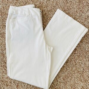 St John’s Bay petite stretch pants, size 4P, White